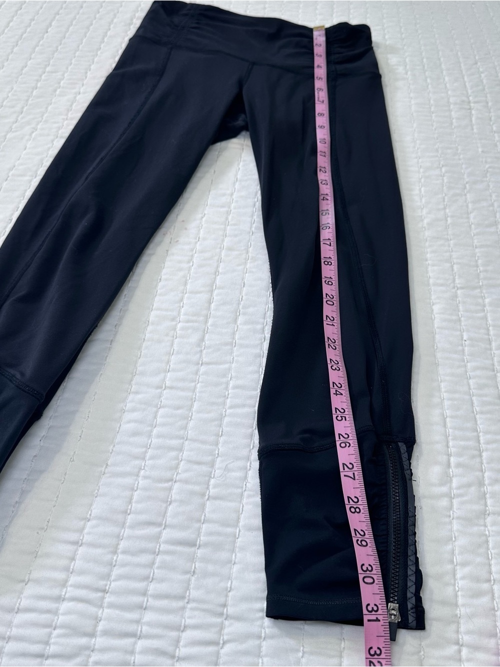 lululemon Runday Black Cropped High-Rise Capri Ruched Zipper Pocket Legging 4 - Picture 4 of 13